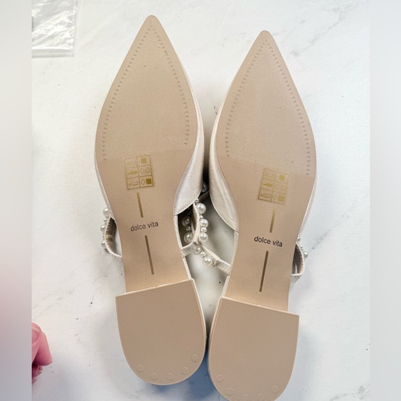 Dolce Vita Kanika Pearl Low Mules Flats Vanilla Pearls - Picture 7 of 9